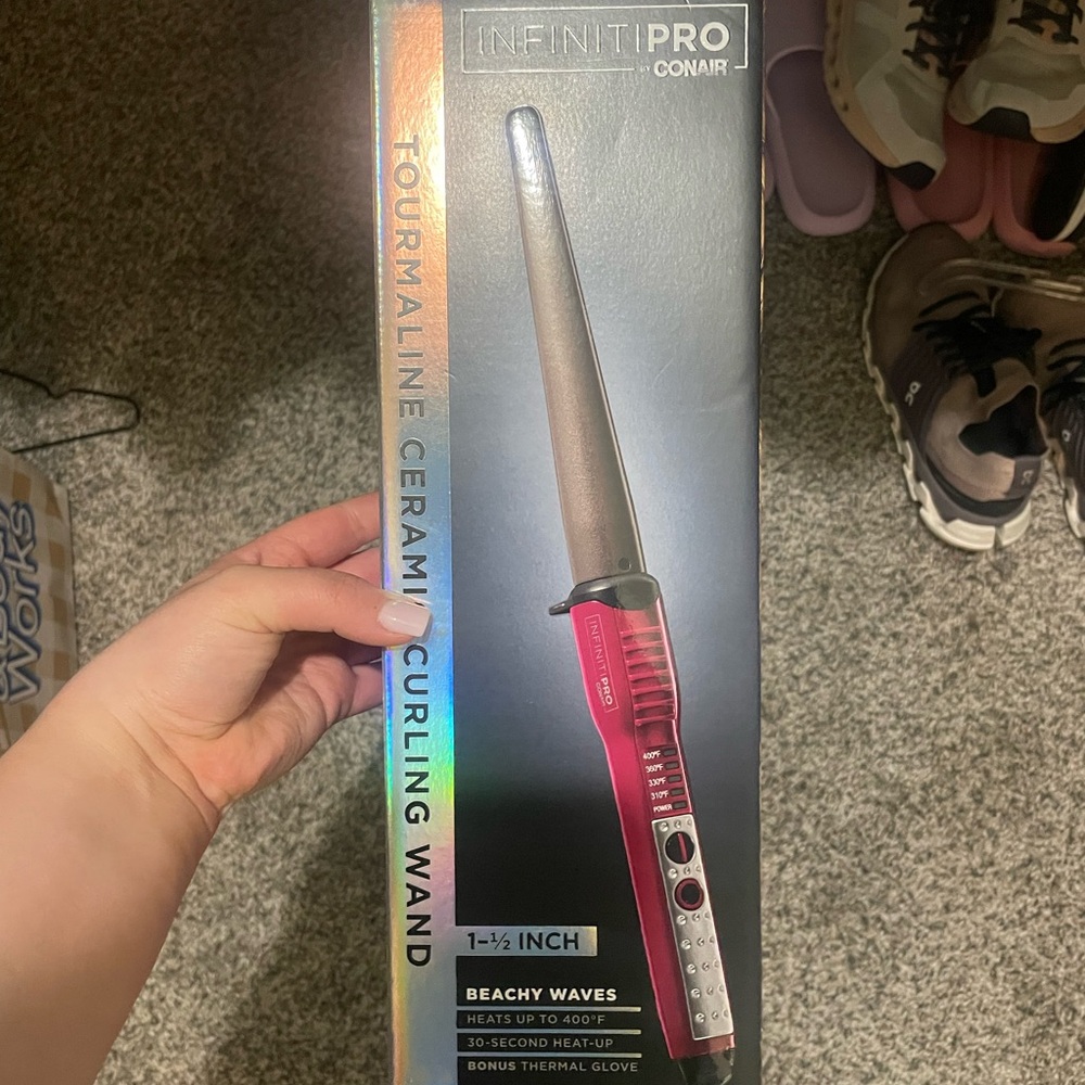 Conair Infiniti Pro Curling Wand - Red